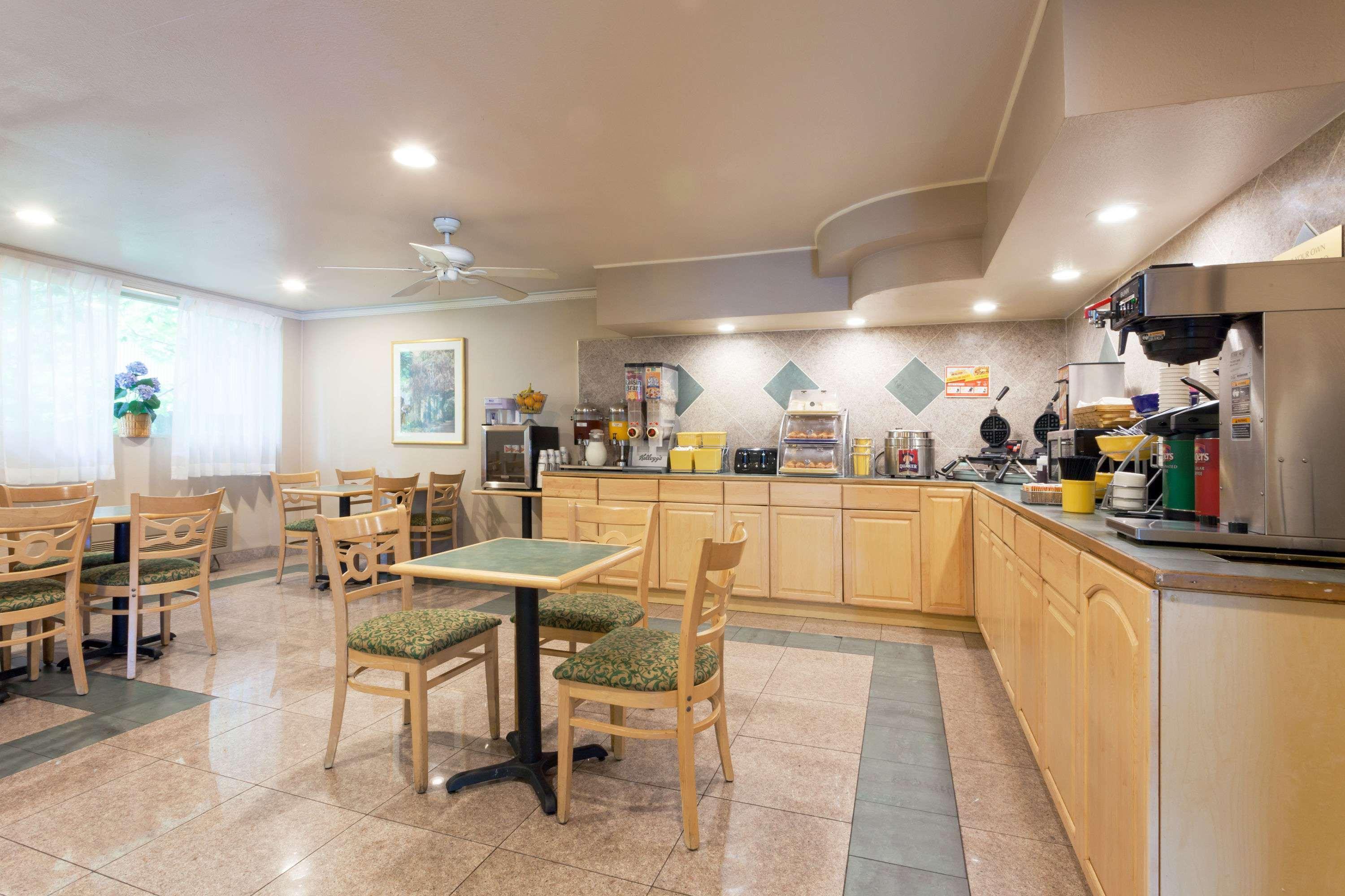 Days Inn By Wyndham Seatac Airport Luaran gambar